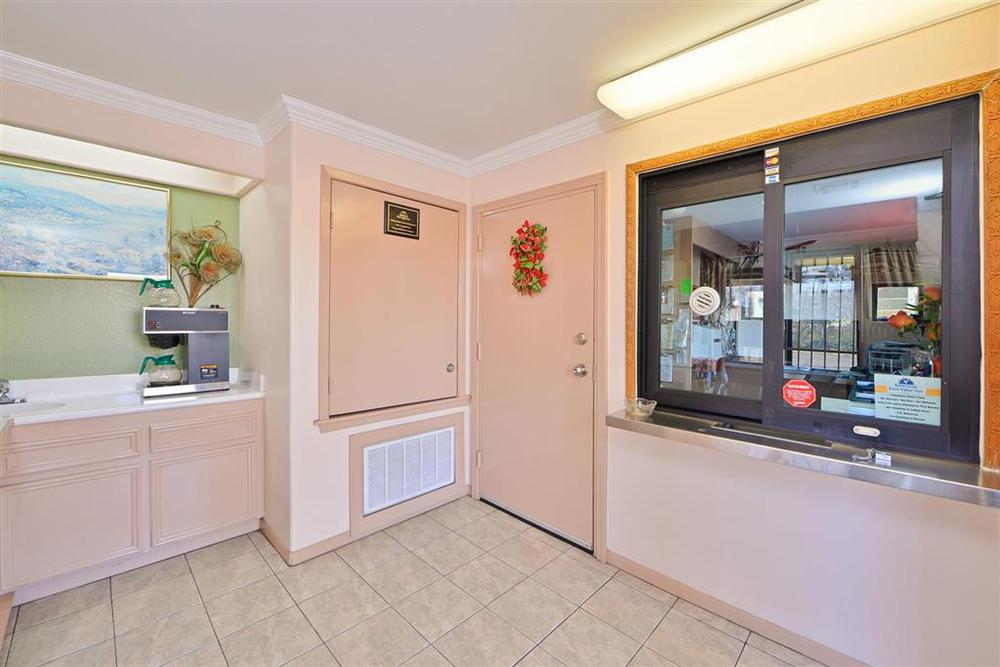 Americas Best Value Inn Houston Heights At I-45 Beltér fotó