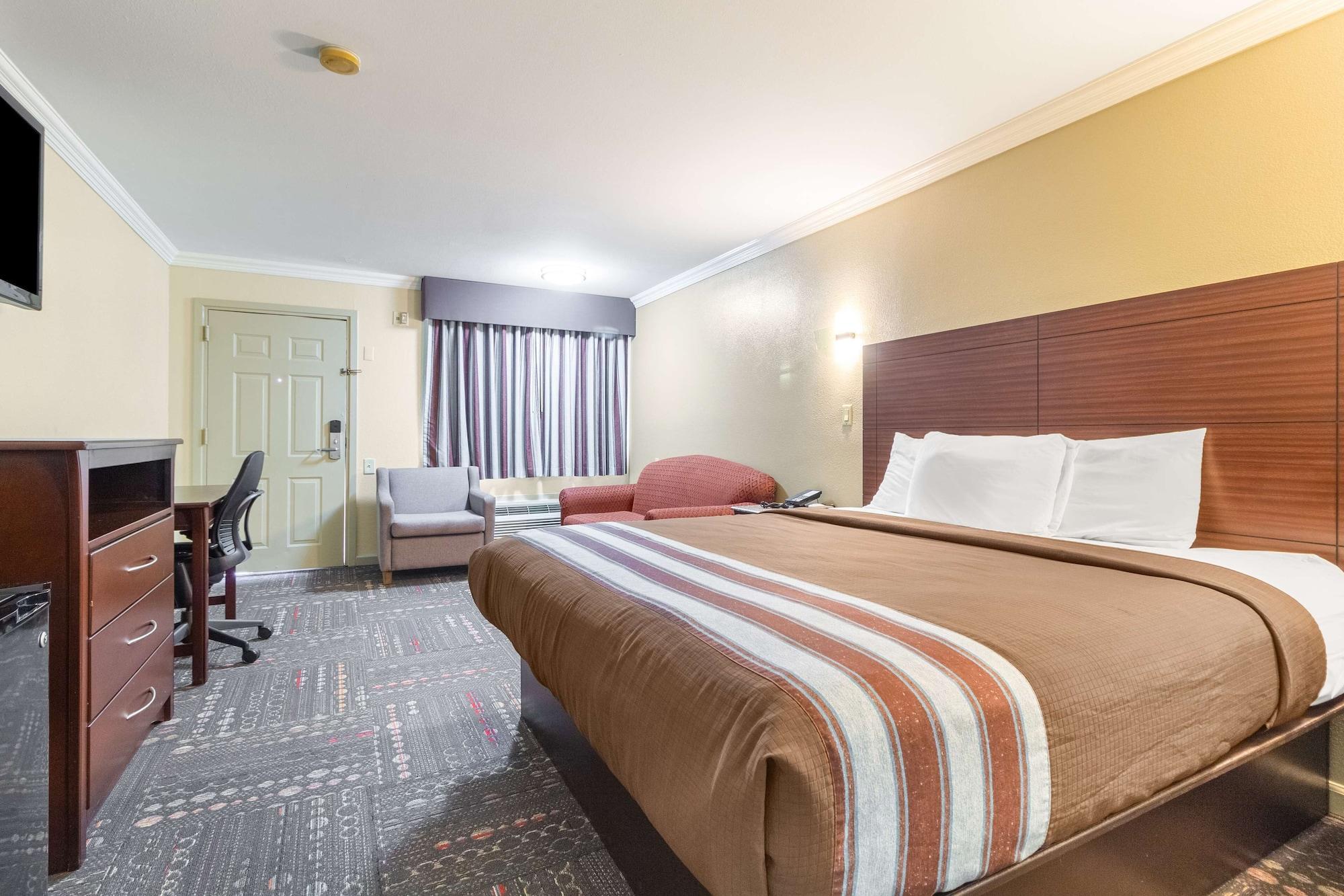 Americas Best Value Inn Houston Heights At I-45 Kültér fotó