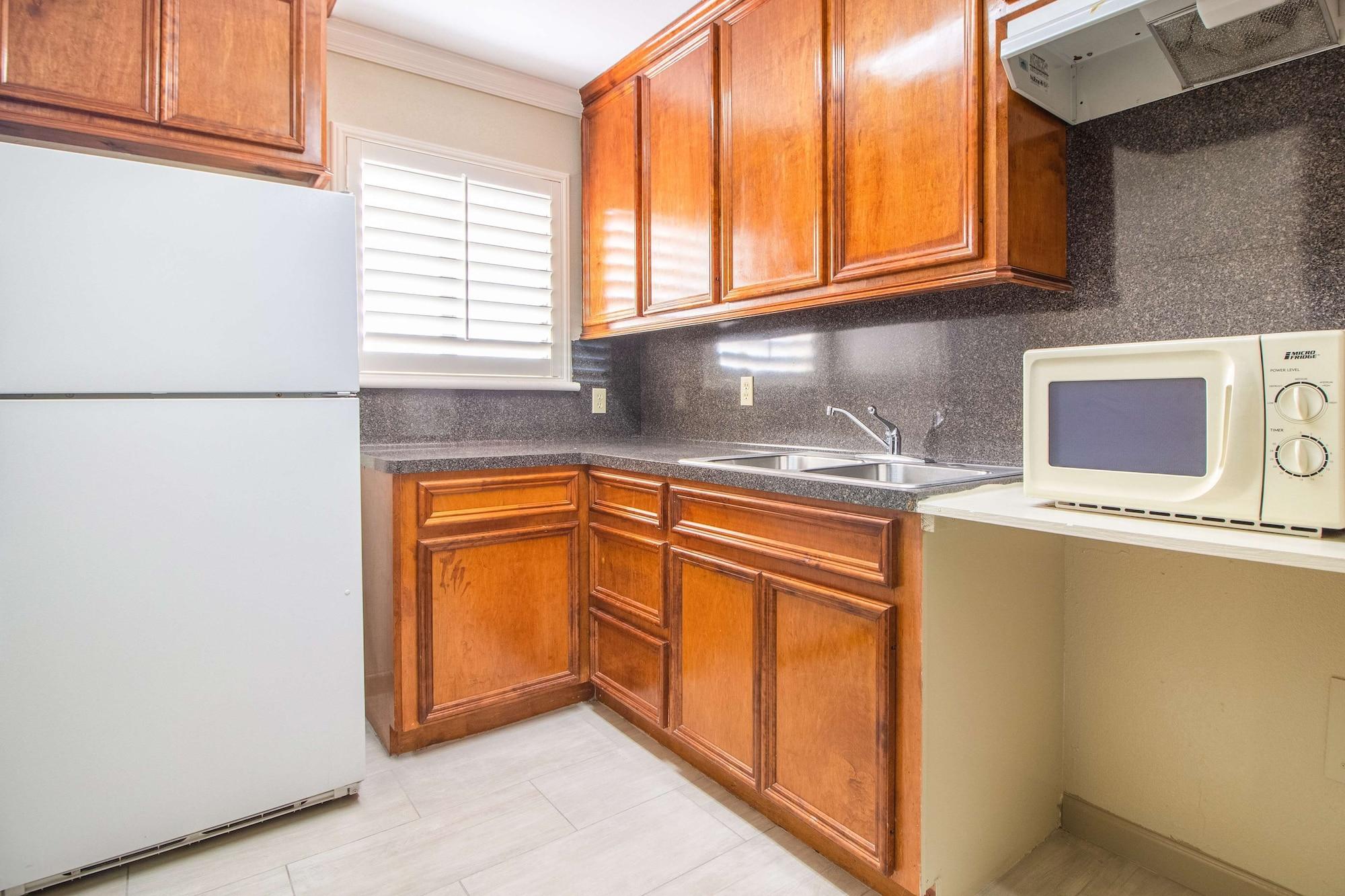 Americas Best Value Inn Houston Heights At I-45 Kültér fotó