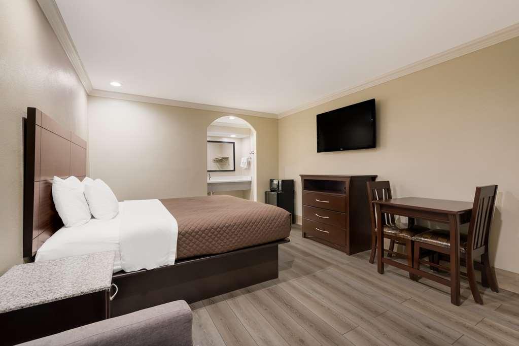 Americas Best Value Inn Houston Heights At I-45 Szoba fotó
