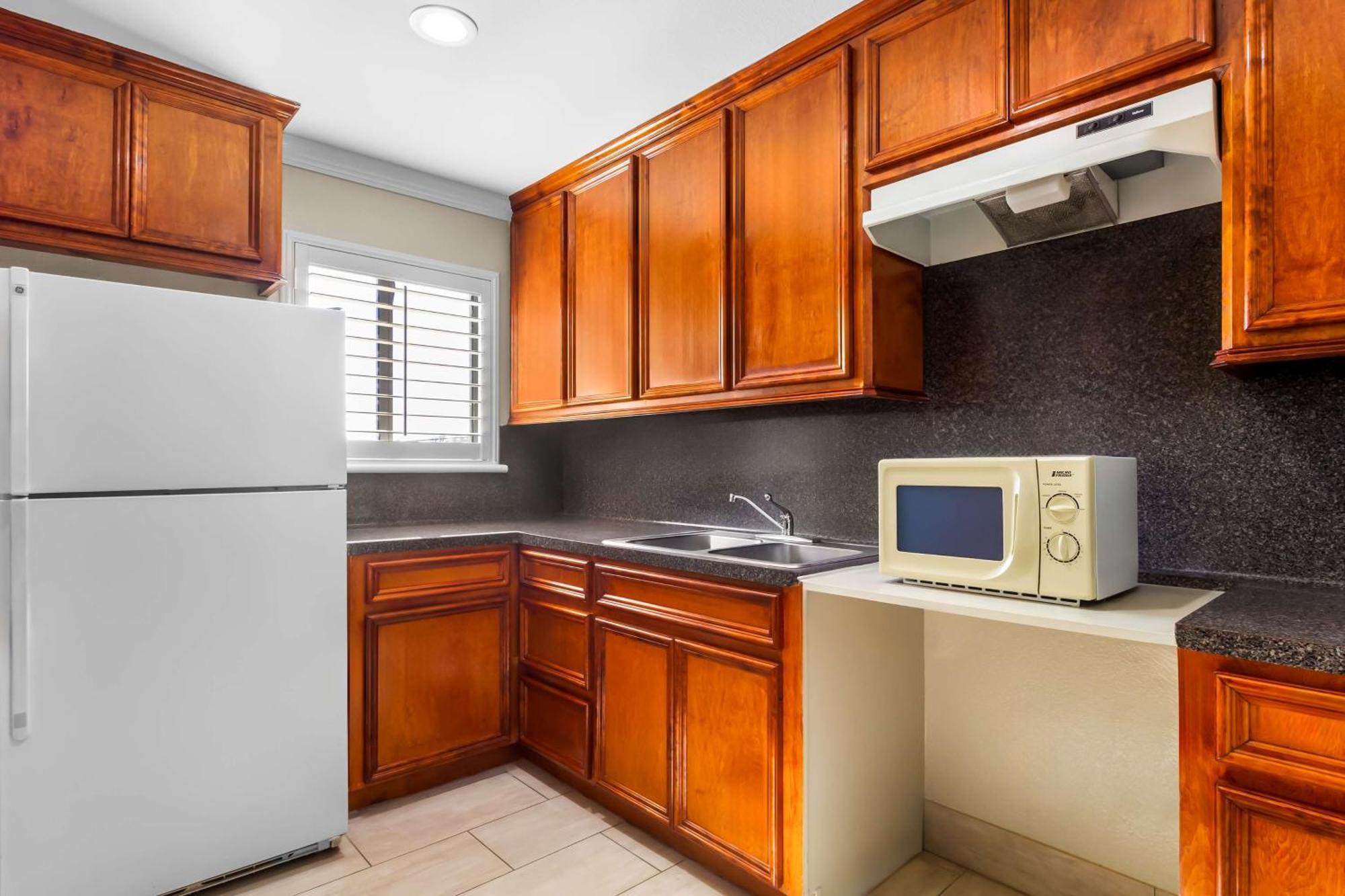 Americas Best Value Inn Houston Heights At I-45 Kültér fotó